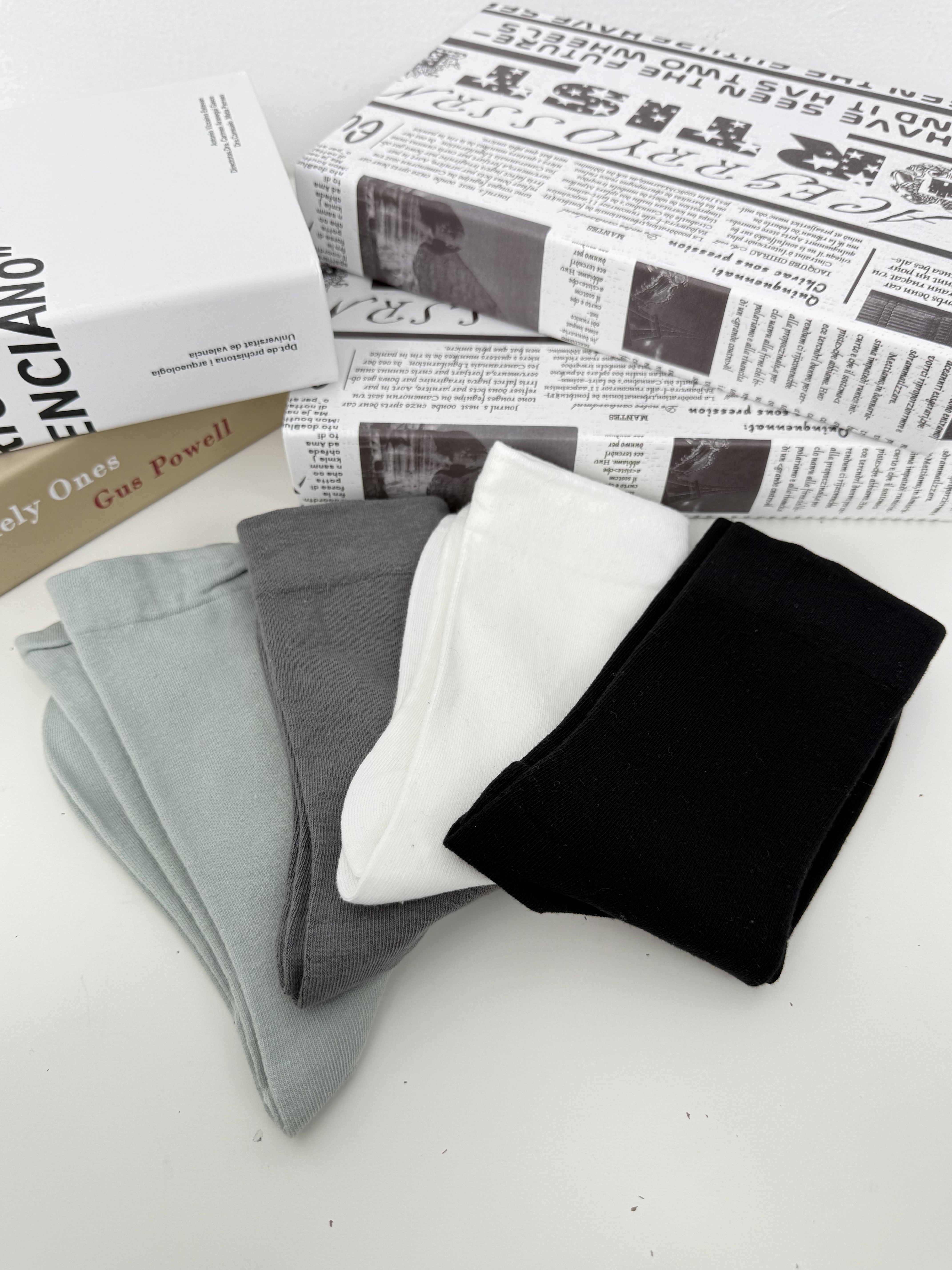 B77‼️買一送一‼️中筒襪