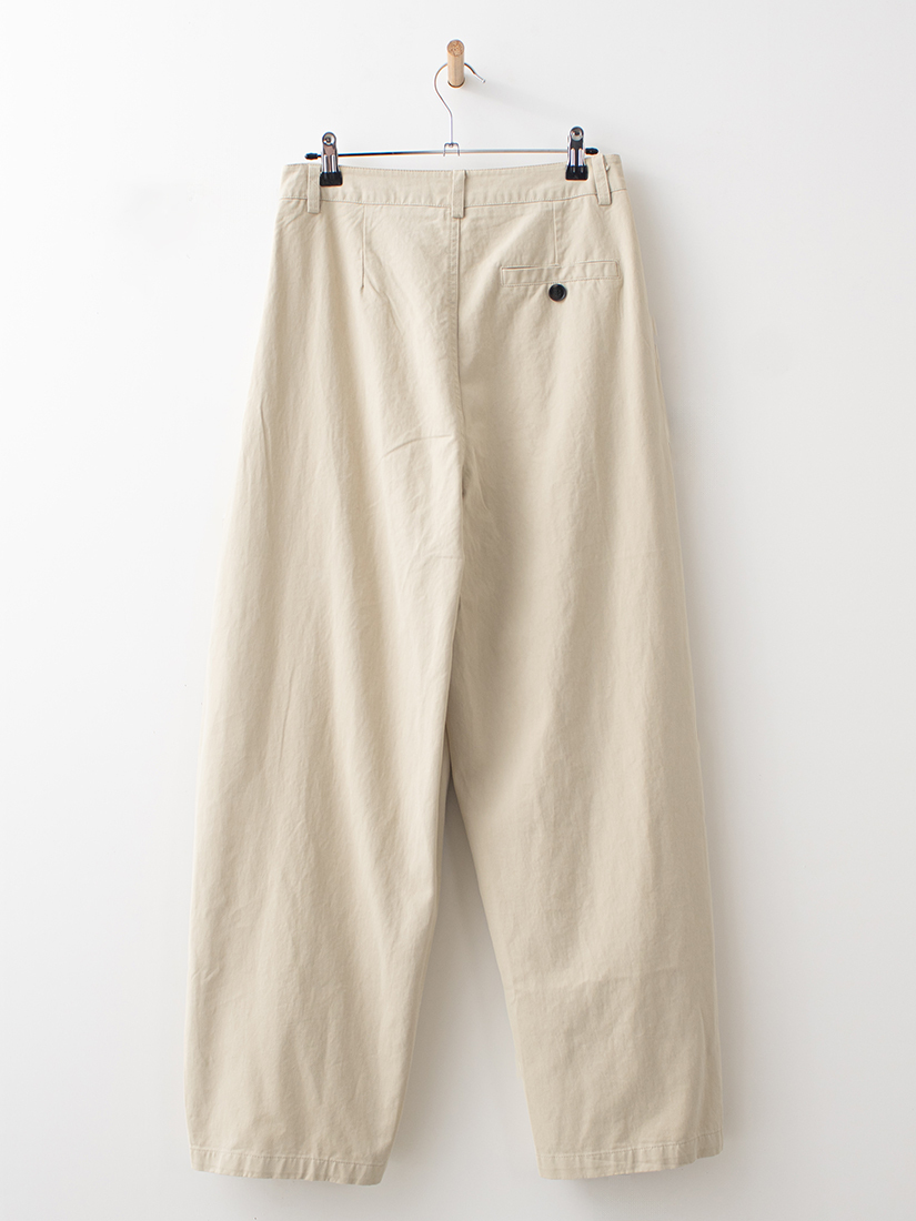 日系清新跳色配釦剪接設計寬褲