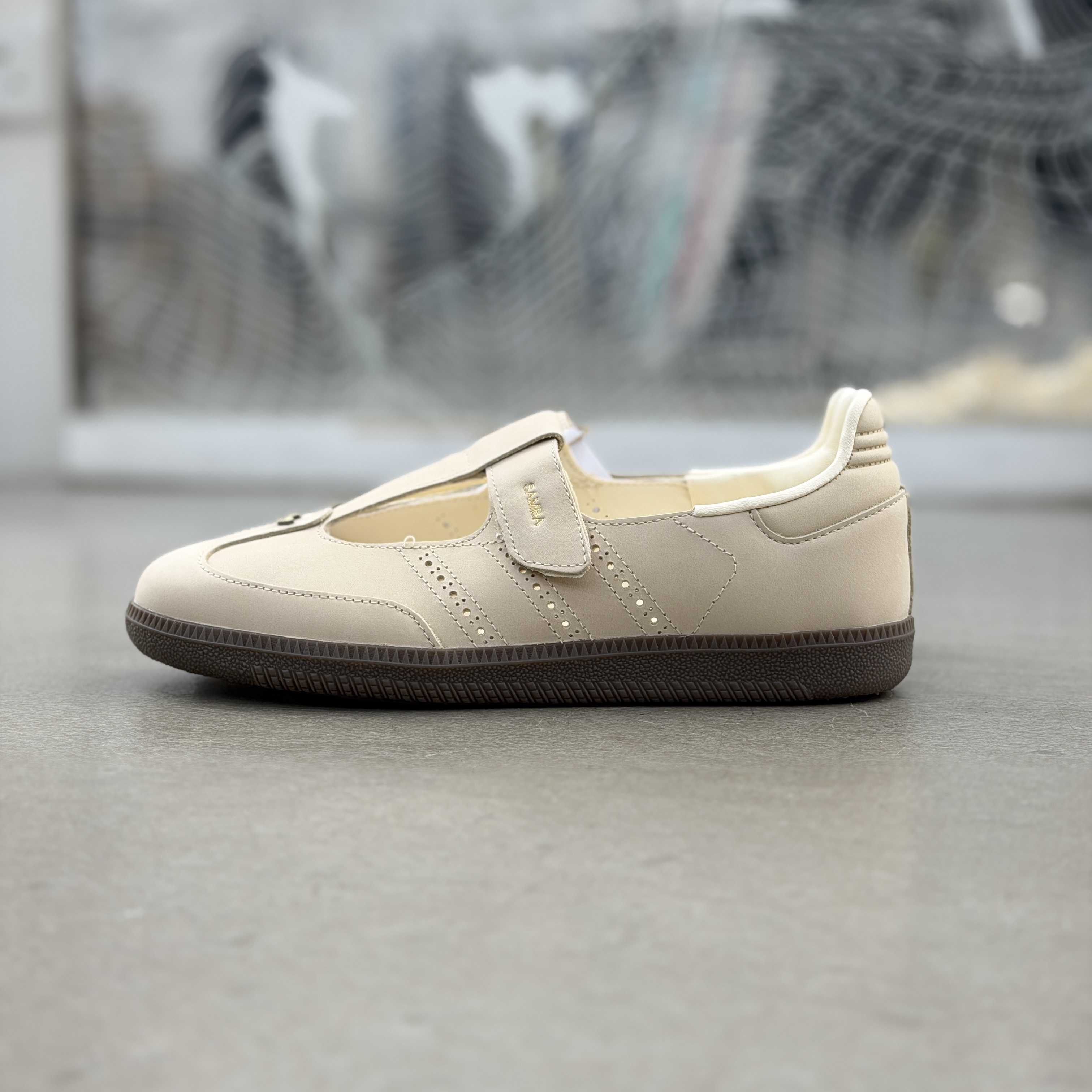 Adidas Samba Jane- Sand l KJ3969