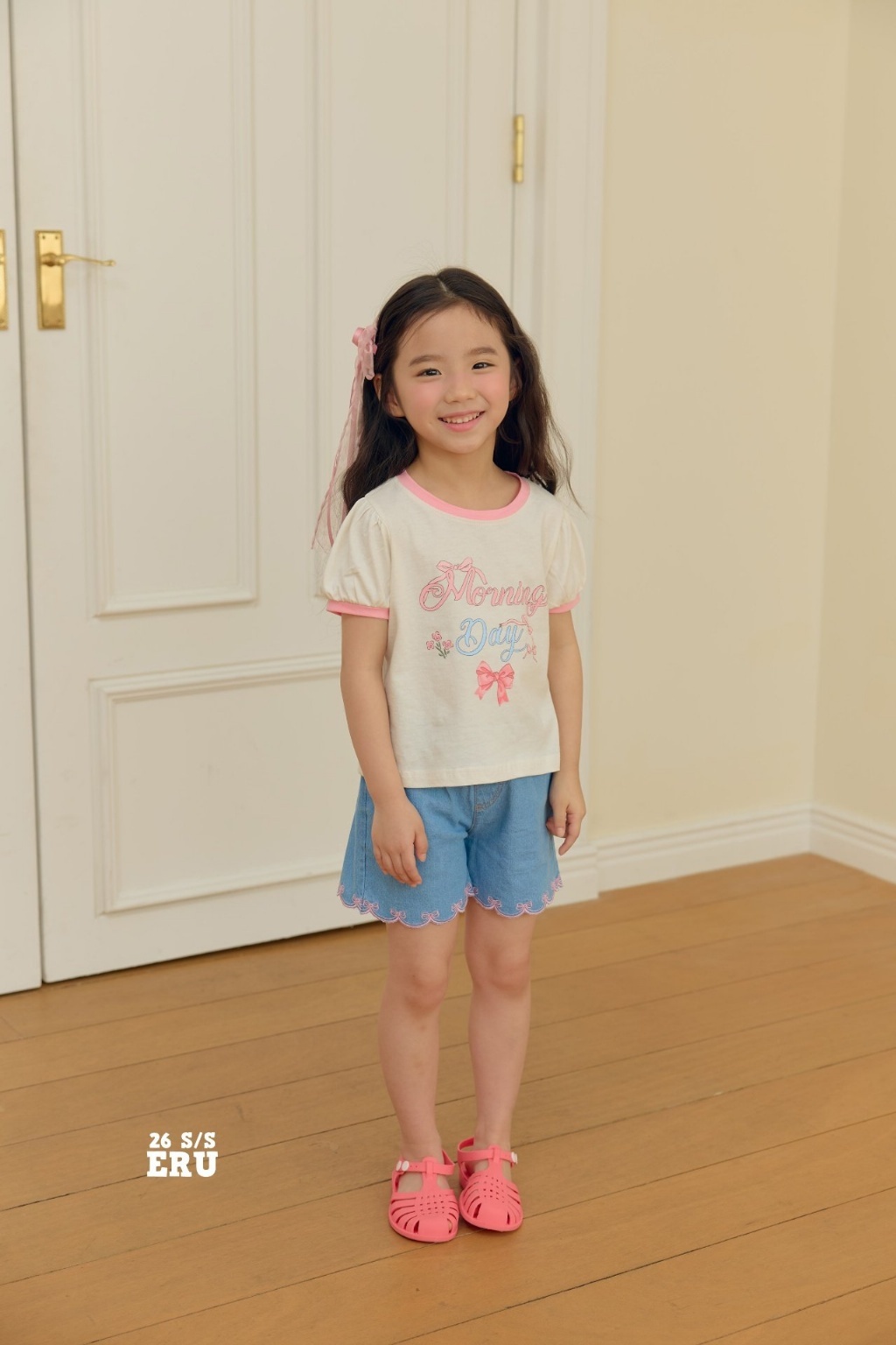 正韓夏Eru 粉紅刺繡蝴蝶結牛仔短褲