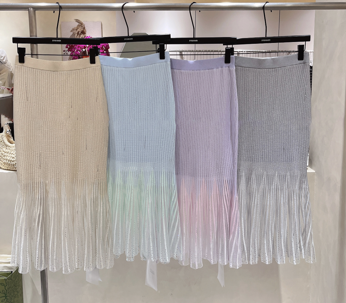 0403gz36-春季服飾-氣質針織漸變包臀魚尾半身長裙(A36)