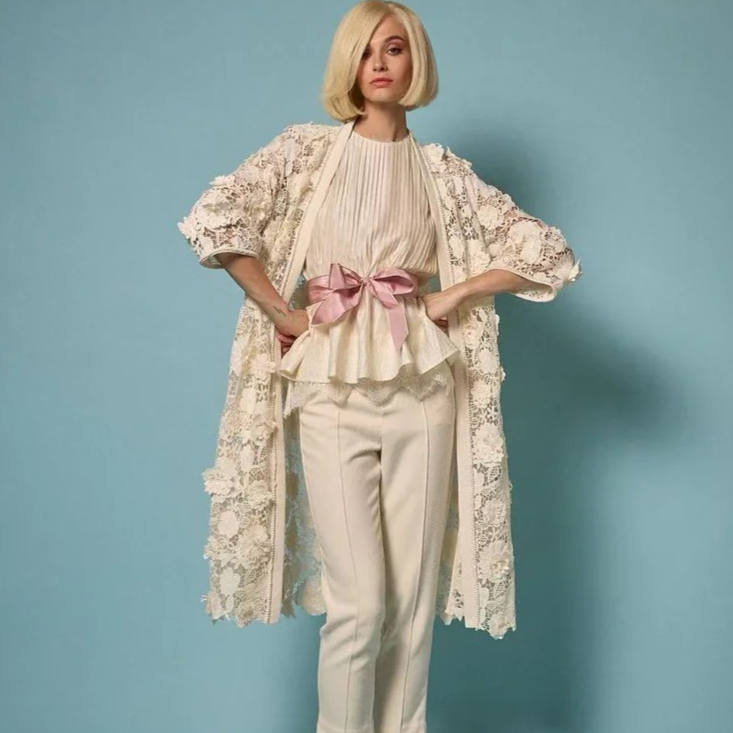 1EA0408-115 [EDWARD ACHOUR] 3D Floral Lace Oversized Gown Coat Beige #100209/1048 (EU)