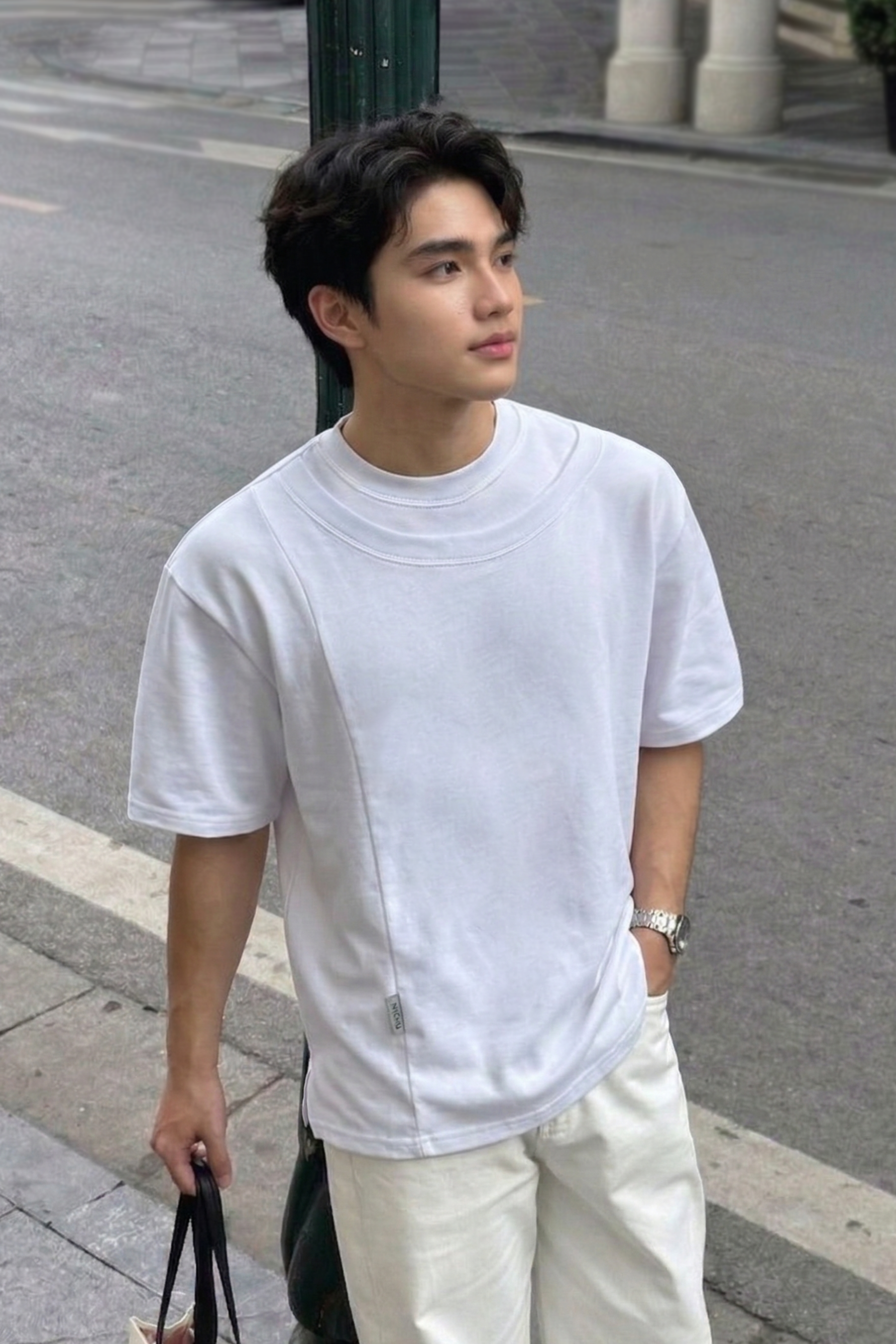 Layered-Look Oversized T-Shirt (U)