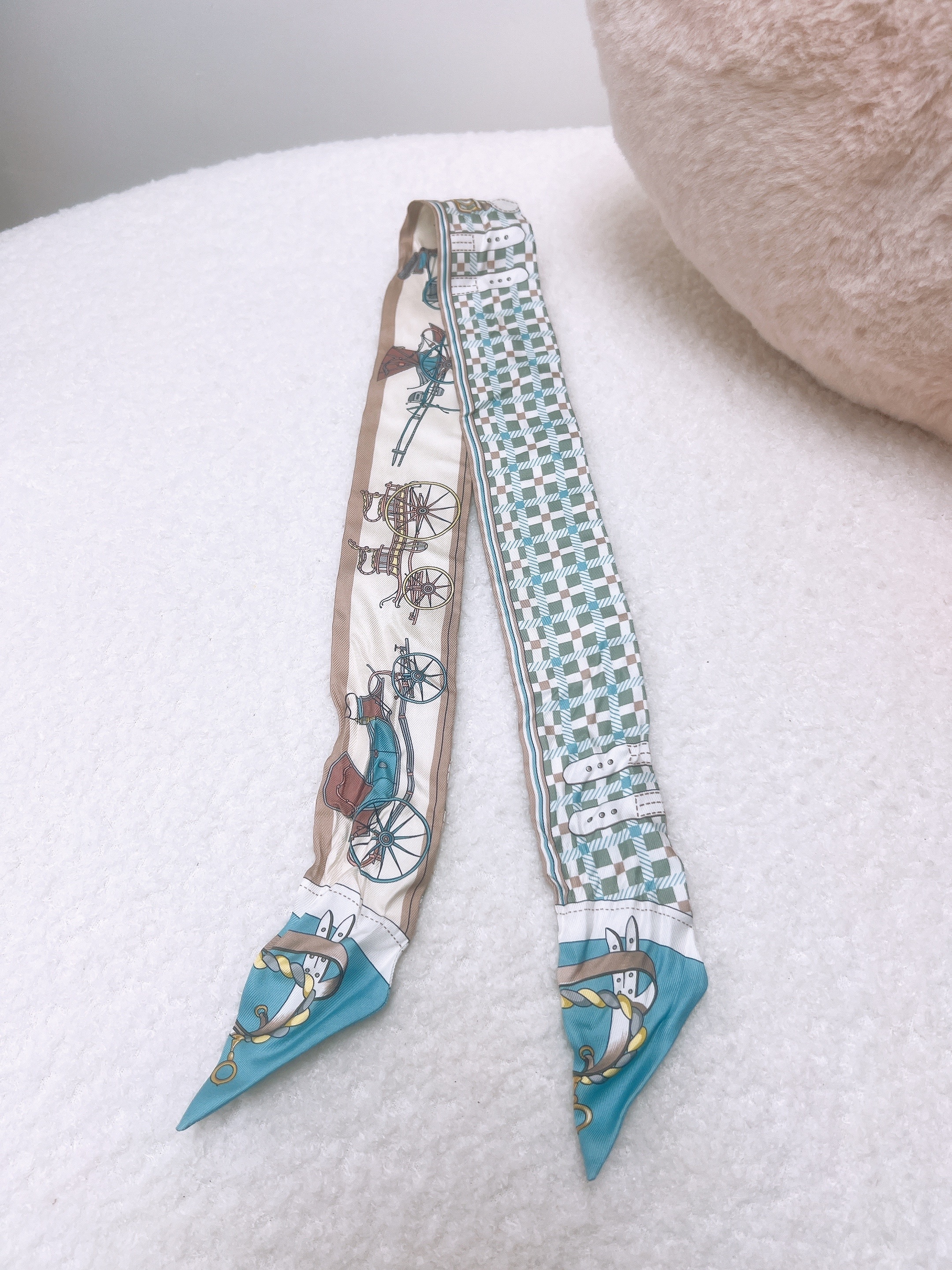 Hermes twilly (les voitures nouvelle/ blue/ beige)