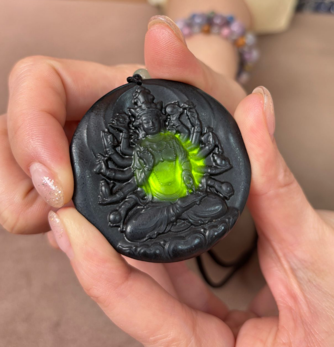 AB260403-H11-和田墨玉千手觀音牌繩鏈(需客人留姓名，性別，出生年月日，二十字內心願)(安師兄道場觀音開庫法事加持)(預計5月尾到貨)(只限尖沙咀門市自取不包郵)