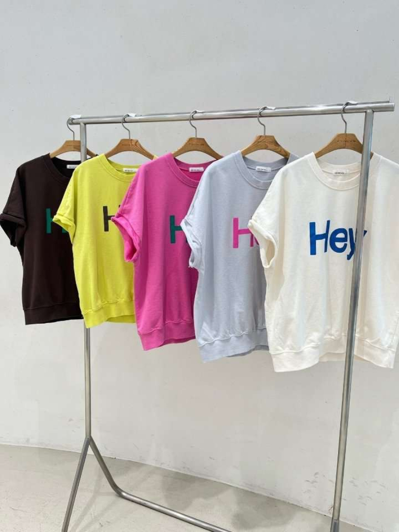 穿上氣色直接變好的多巴胺棉T