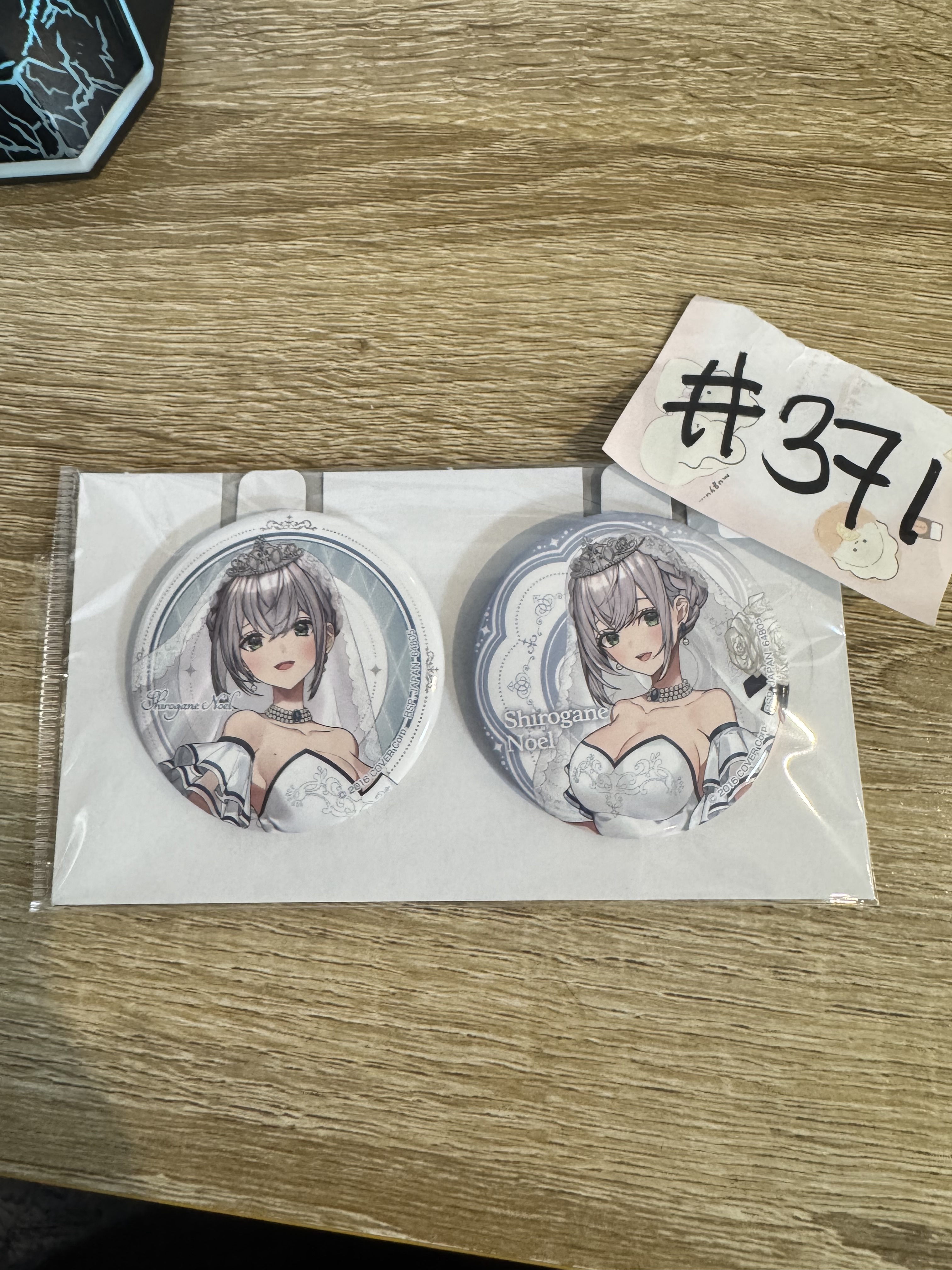 HOLOLIVE NOEL 襟章 SET#371
