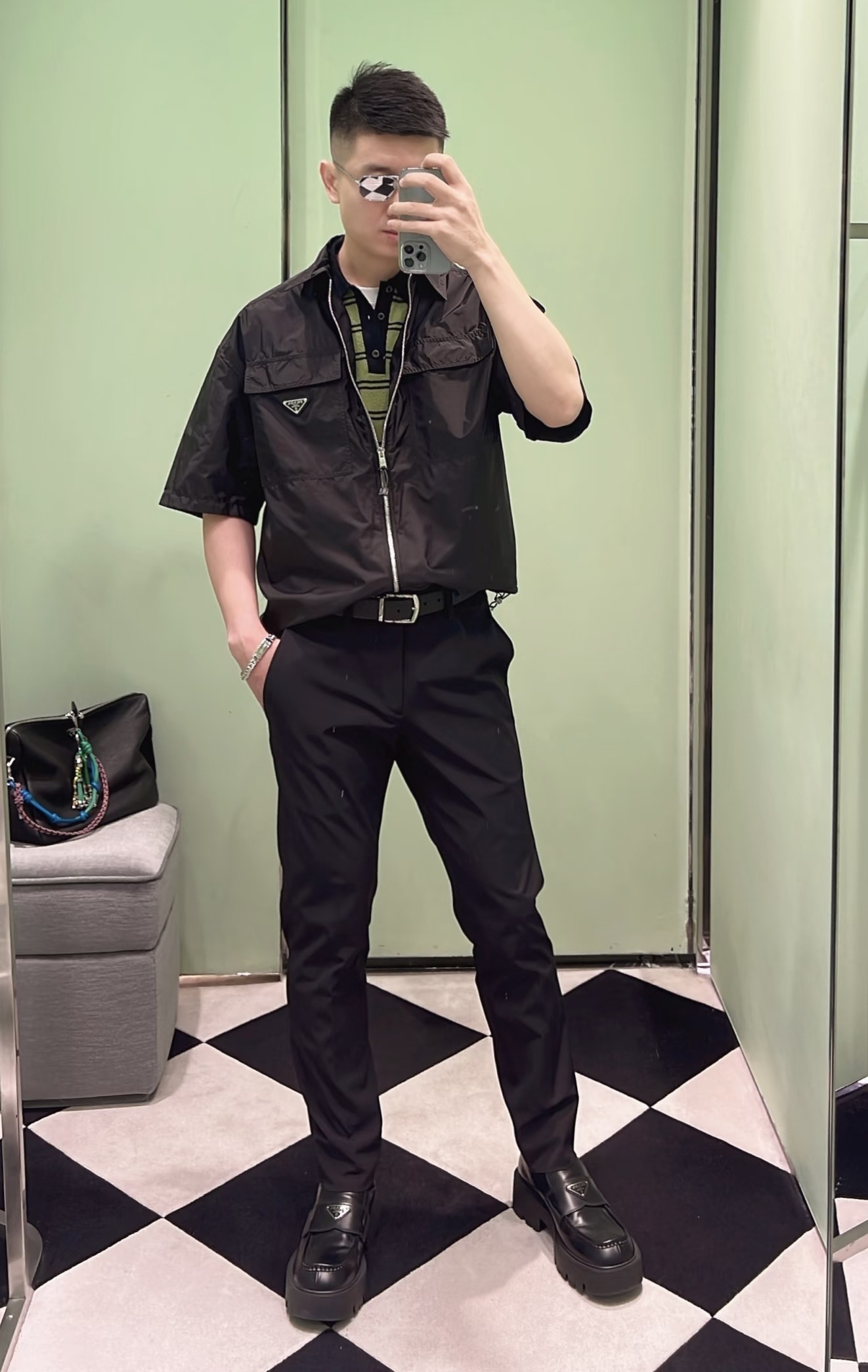 Prada 三角標LOGO 黑色 短袖拉鏈外套