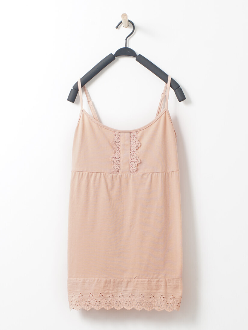 水溶蕾絲剪接背心皺面綁帶荷葉長裙組合