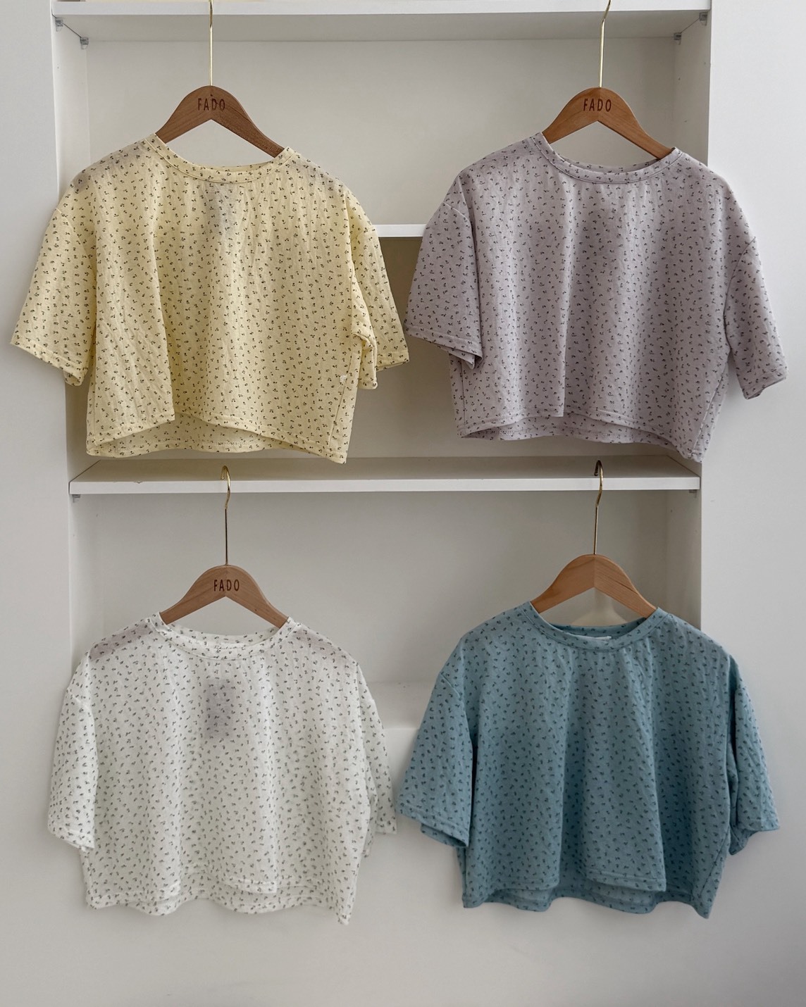 法朵Fado shop｜小碎花印花短版上衣 0215066 四色