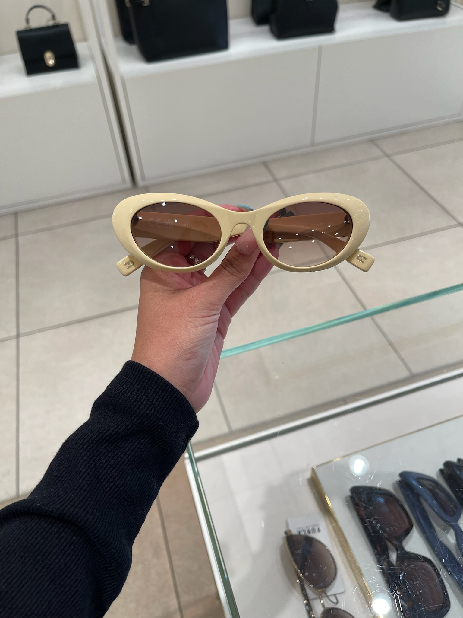 【預購】FURLA H040451貓眼系列墨鏡