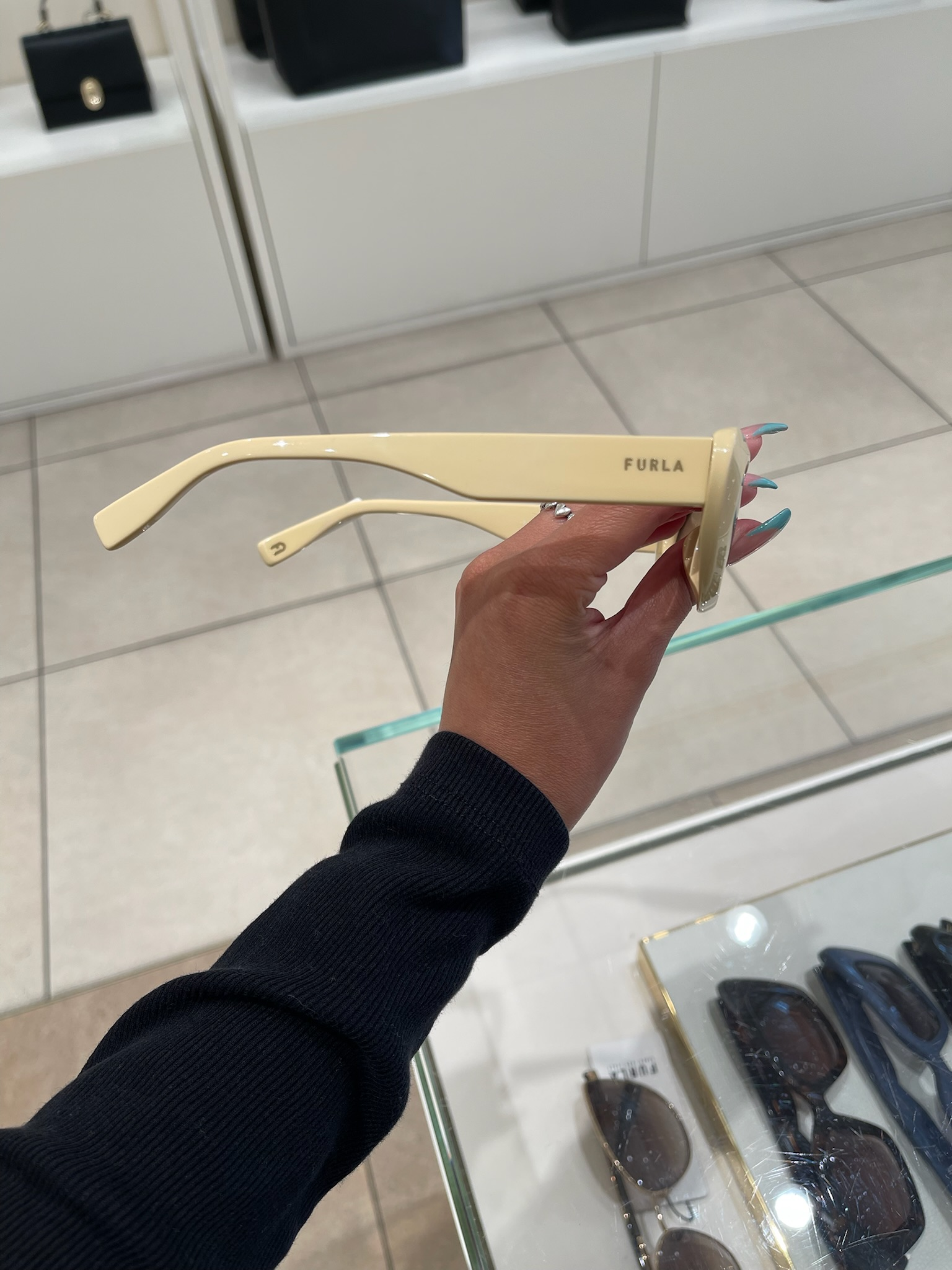 【預購】FURLA H040451貓眼系列墨鏡