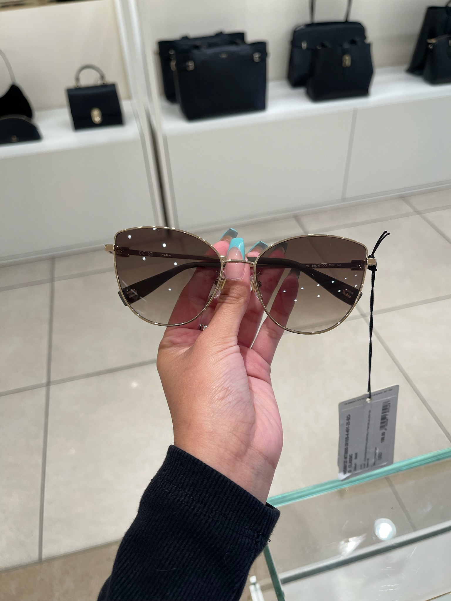 【預購】FURLA H040453 標誌鏈接系列貓眼金屬框墨鏡