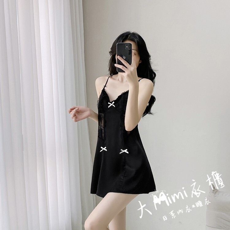 ♥夜色輕語蕾絲蝴蝶結吊帶睡衣洋裝