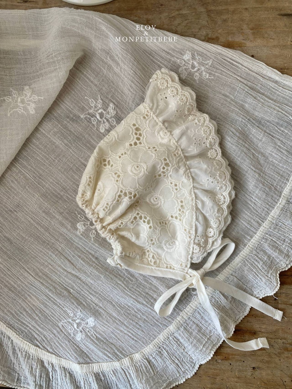 正韓夏Monpetitbebe 嫩嬰蕾絲花花綁帶帽