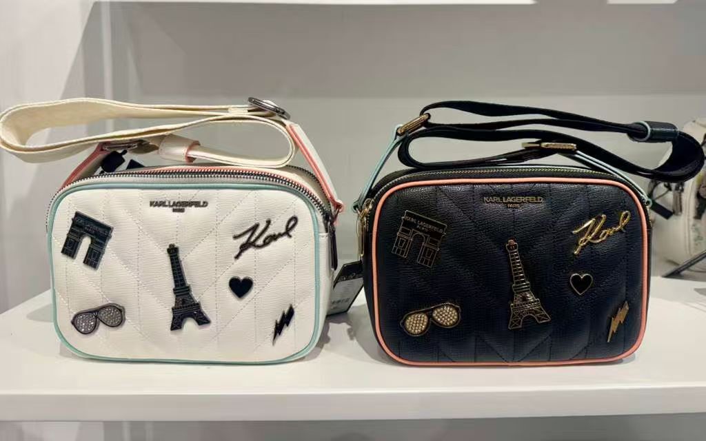 【預購】Karl Lagerfeld H040419 巴黎鐵塔標誌相機包