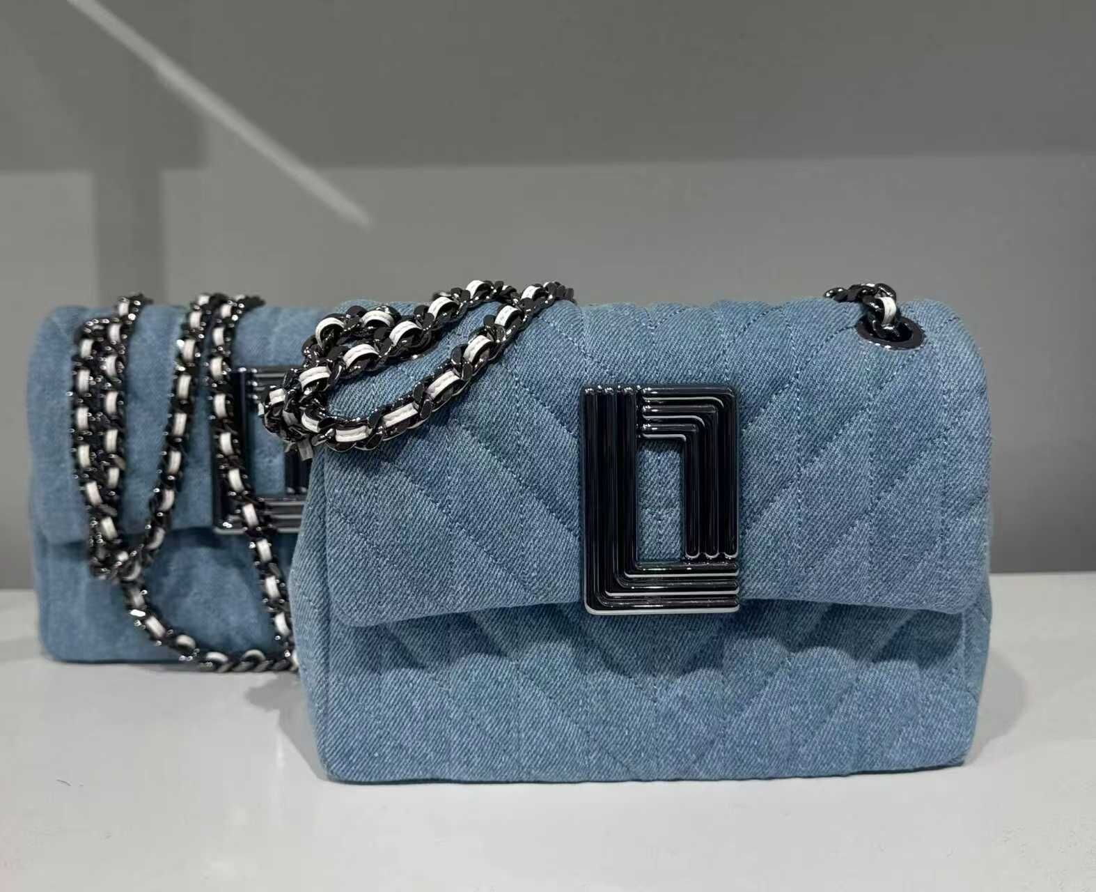 【預購】Karl Lagerfeld H040425 翻蓋鏈條包