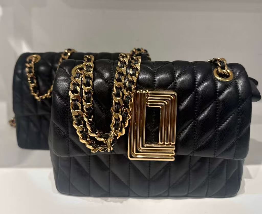 【預購】Karl Lagerfeld H040425 翻蓋鏈條包