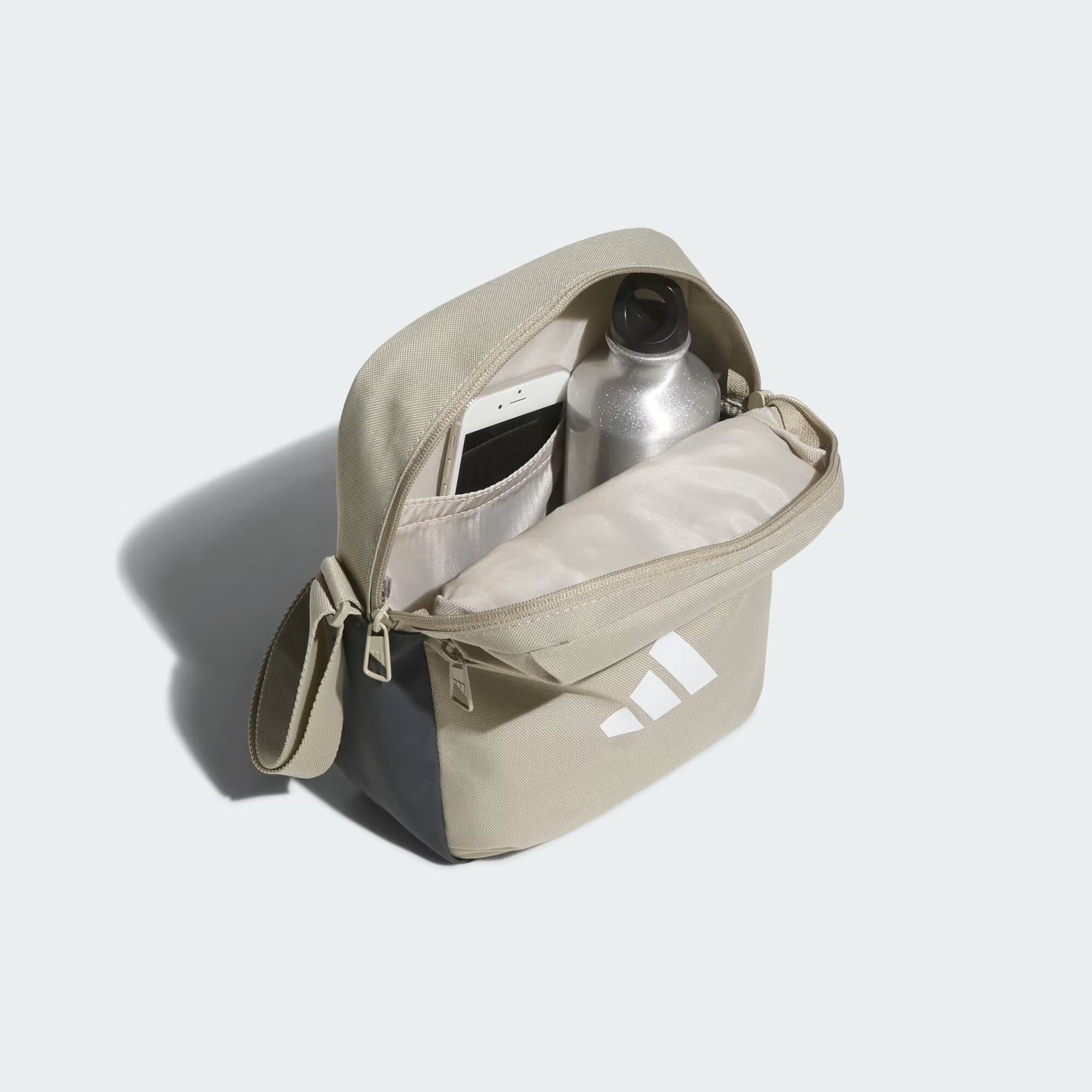 【預購】J0404607  adidas Essentials 收納斜孭袋｜輕便小袋｜多分層設計｜日常外出｜男女通用（JM7152）