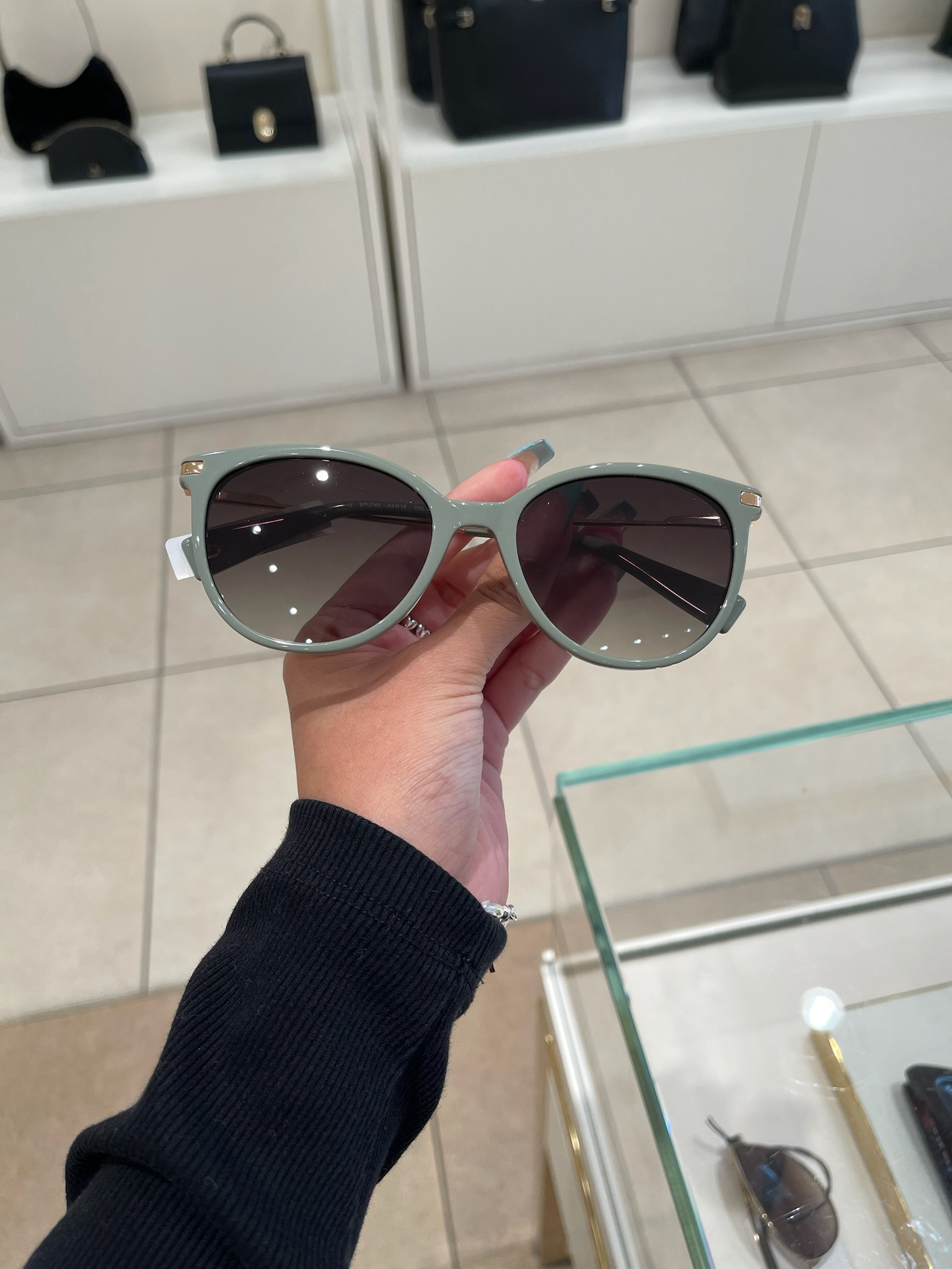 【預購】FURLA H040458 蝴蝶框太陽眼鏡