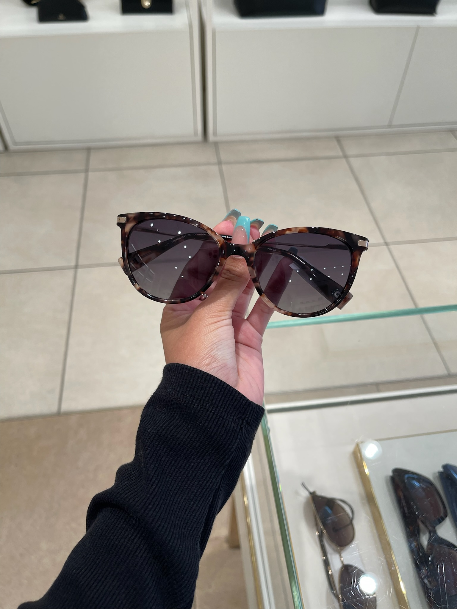 【預購】FURLA H040460 經典玳瑁色漸層貓眼太陽眼鏡