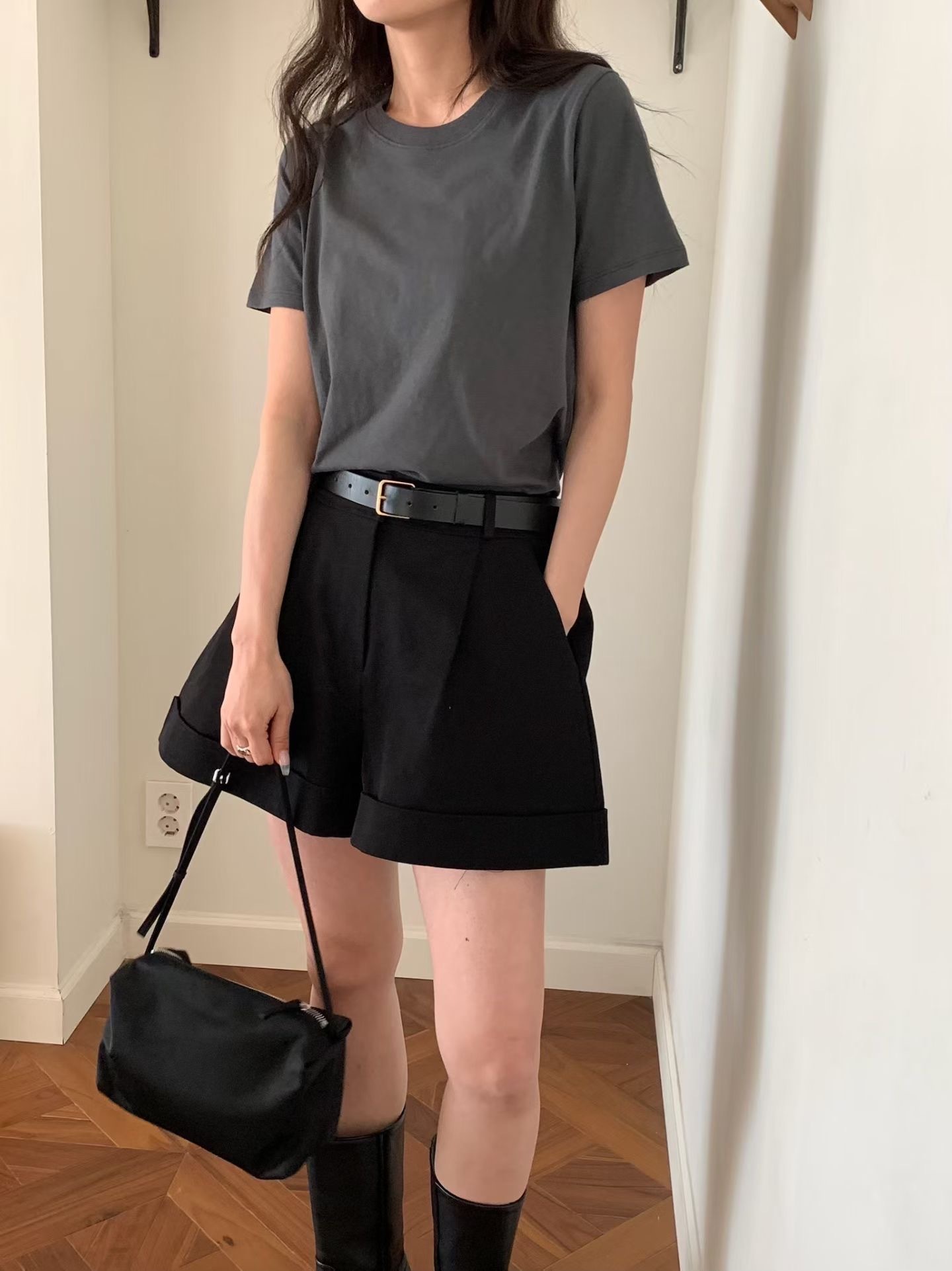 Classic roll elastic short pants