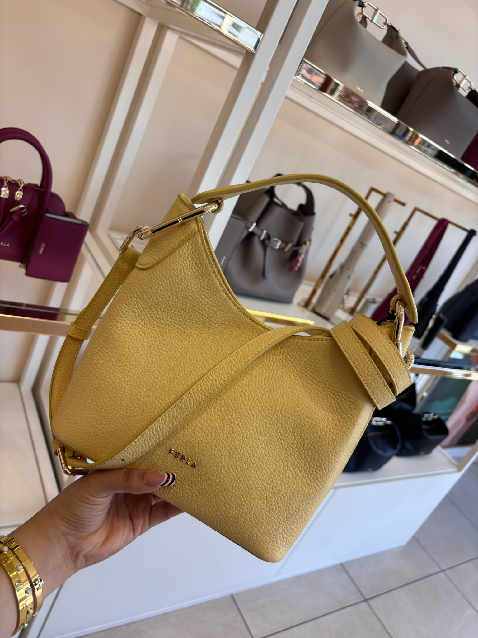 【預購】FURLA H040468 荔枝紋牛皮手提斜背包