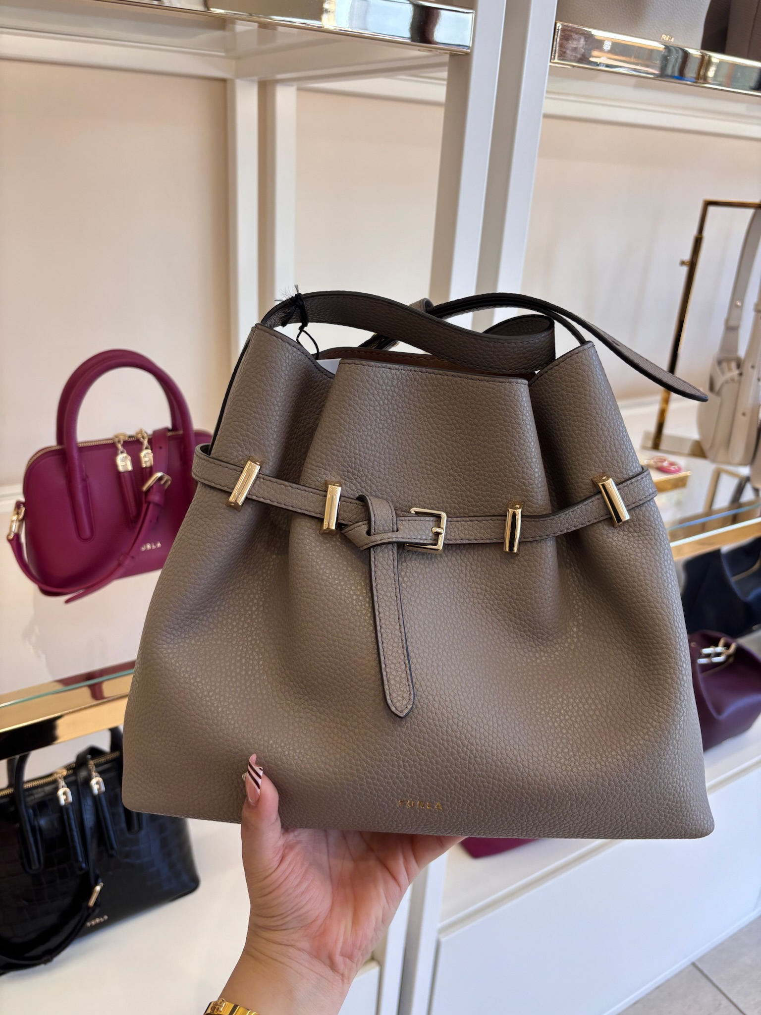 【預購】FURLA H040473 荔枝紋牛皮束口托特包