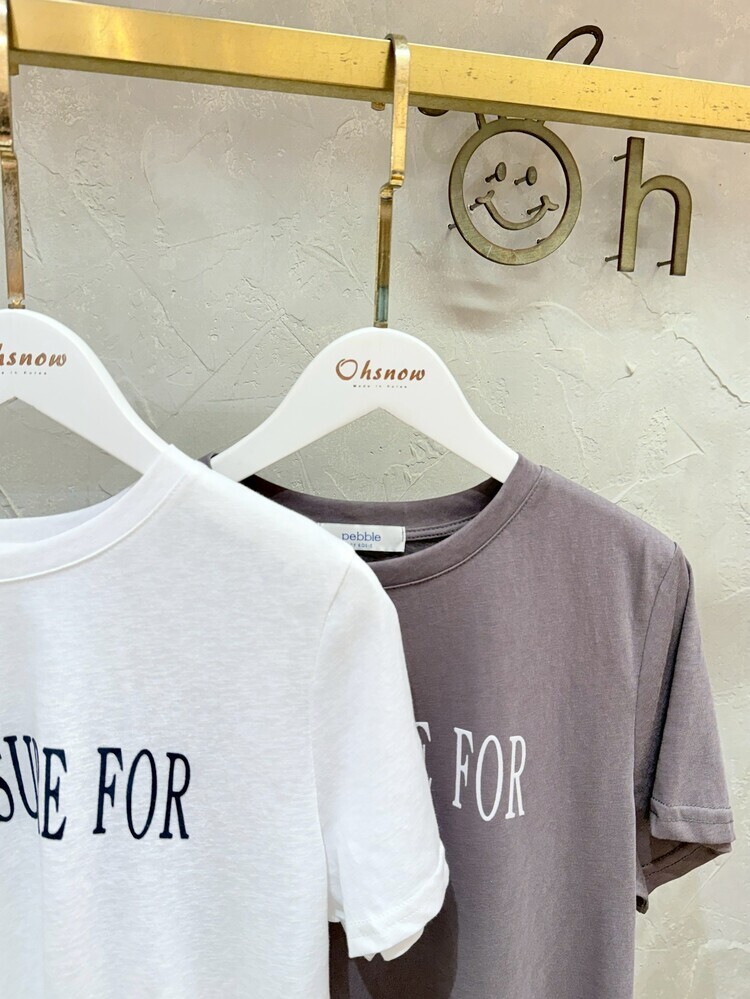 立體英字透氣上衣