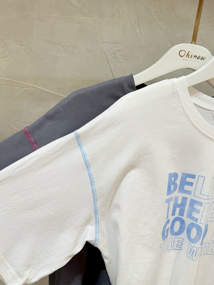 渲染英字手袖外車線上衣