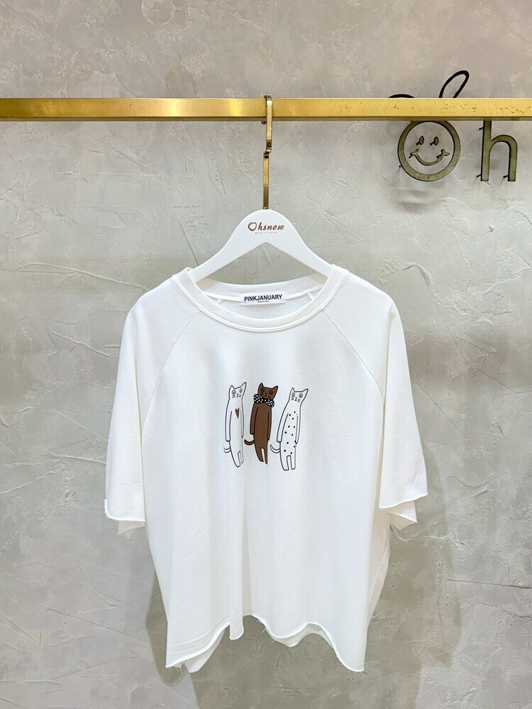 線條長長貓咪上衣