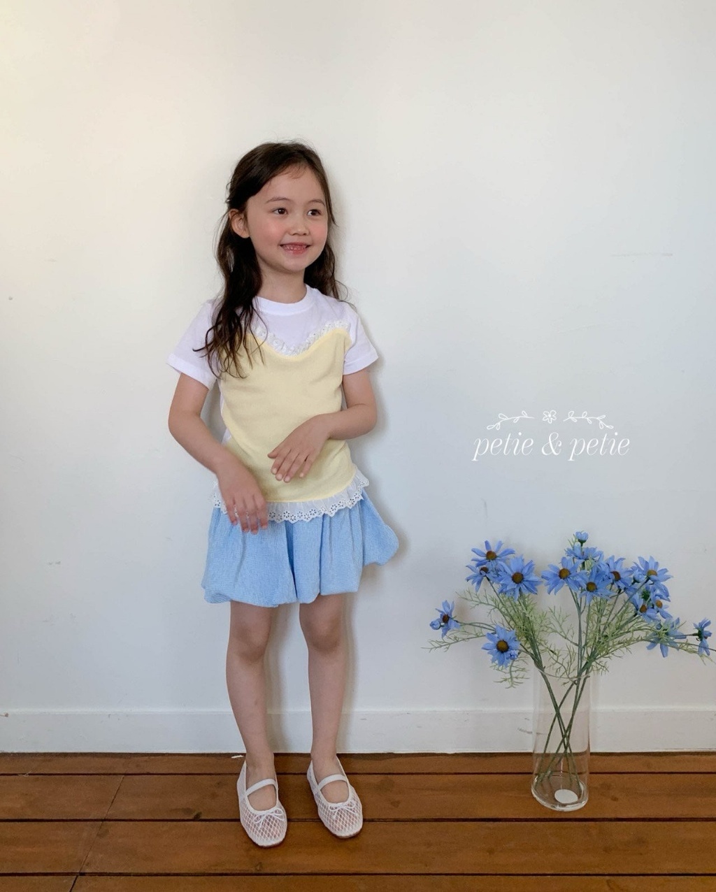 正韓夏Petitpetit 兩色優雅蕾絲上衣