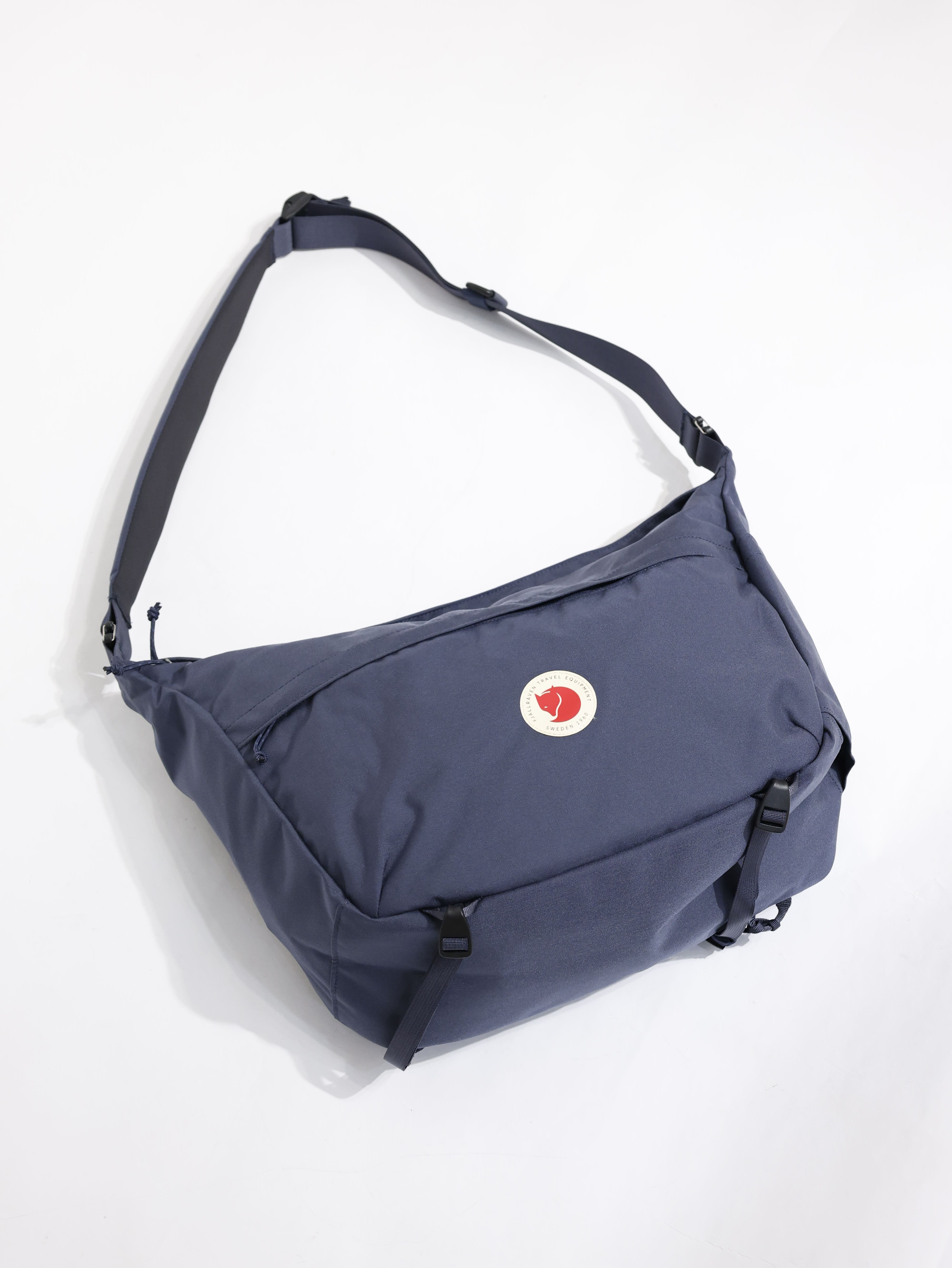 FJALLRAVEN 小狐狸 Farden Crossbody 斜背包 FR23200340