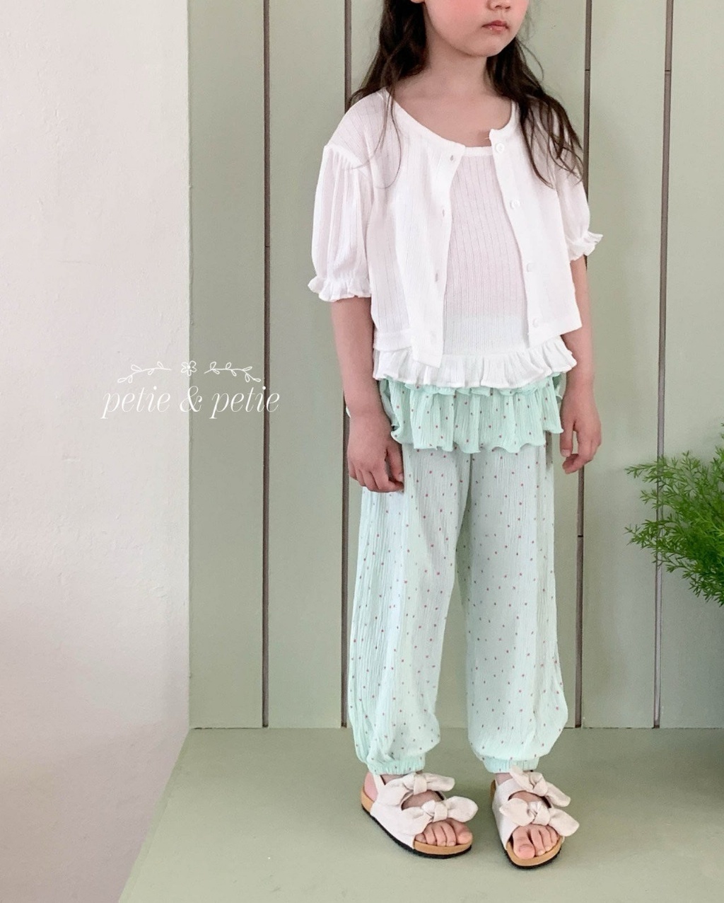 正韓夏Petitpetit 三色愛心小釦冷氣房外套