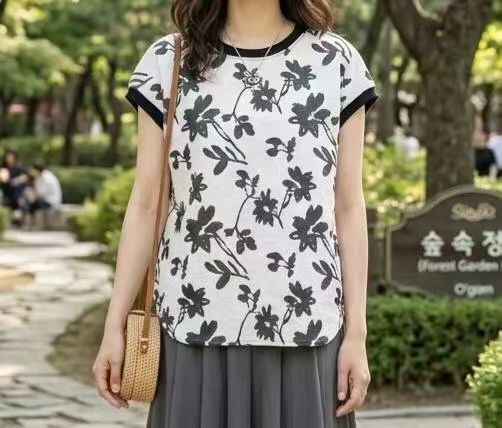 韓國花圖案top~156Y