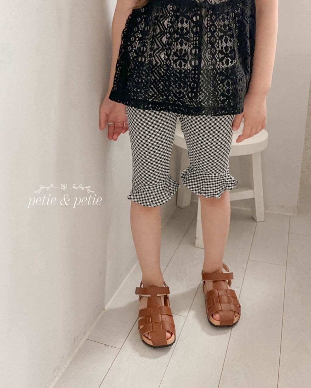 正韓夏Petitpetit 兩色花邊內搭褲