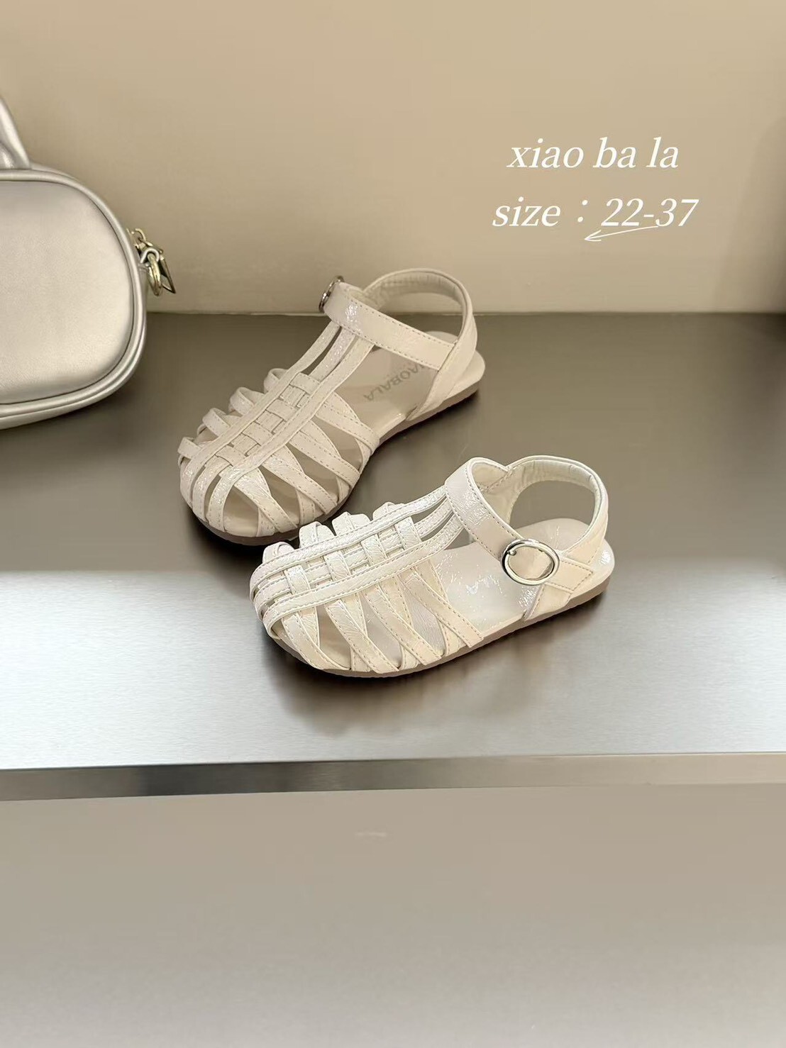 奶油白優雅編織鞋