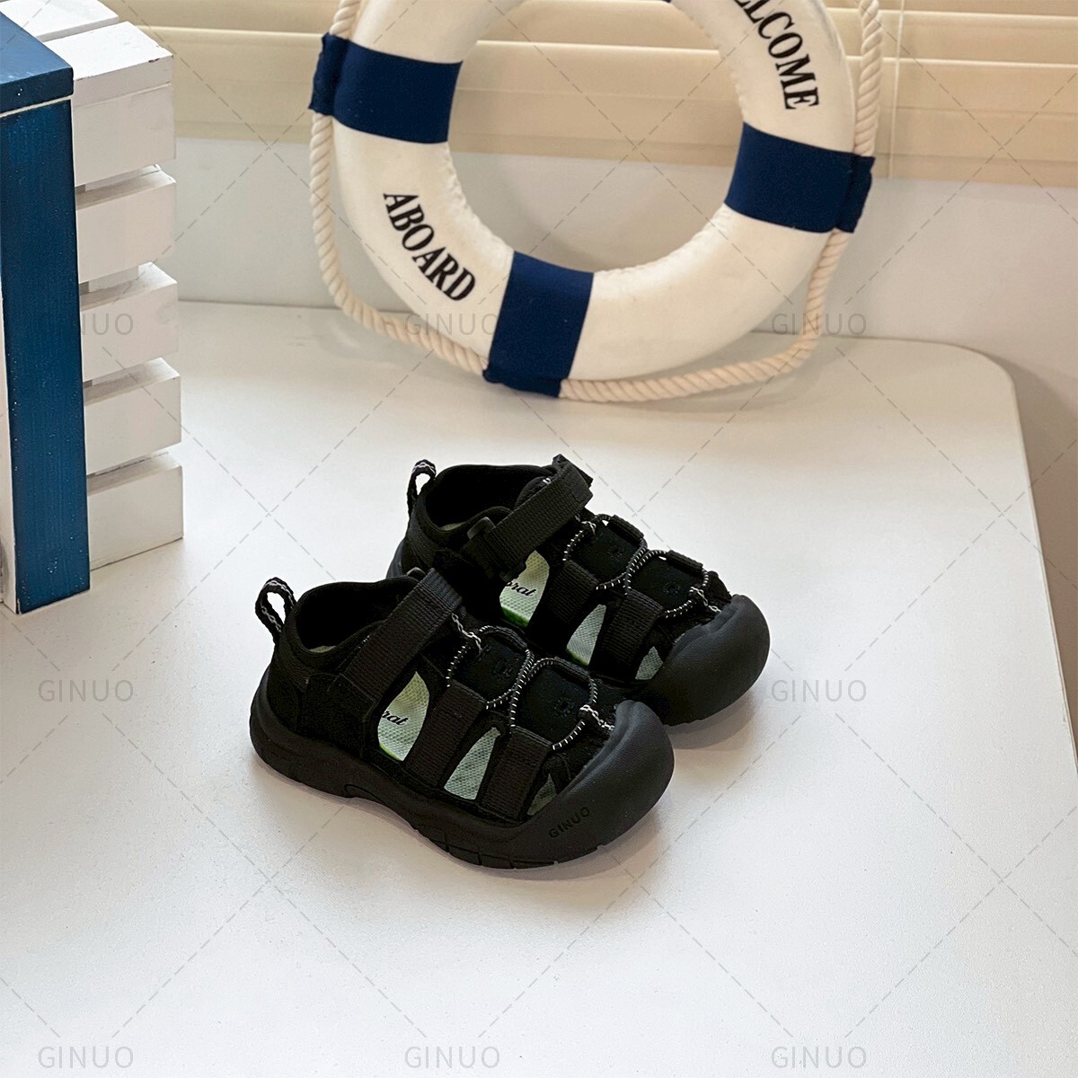 酷黑探險包頭涼鞋