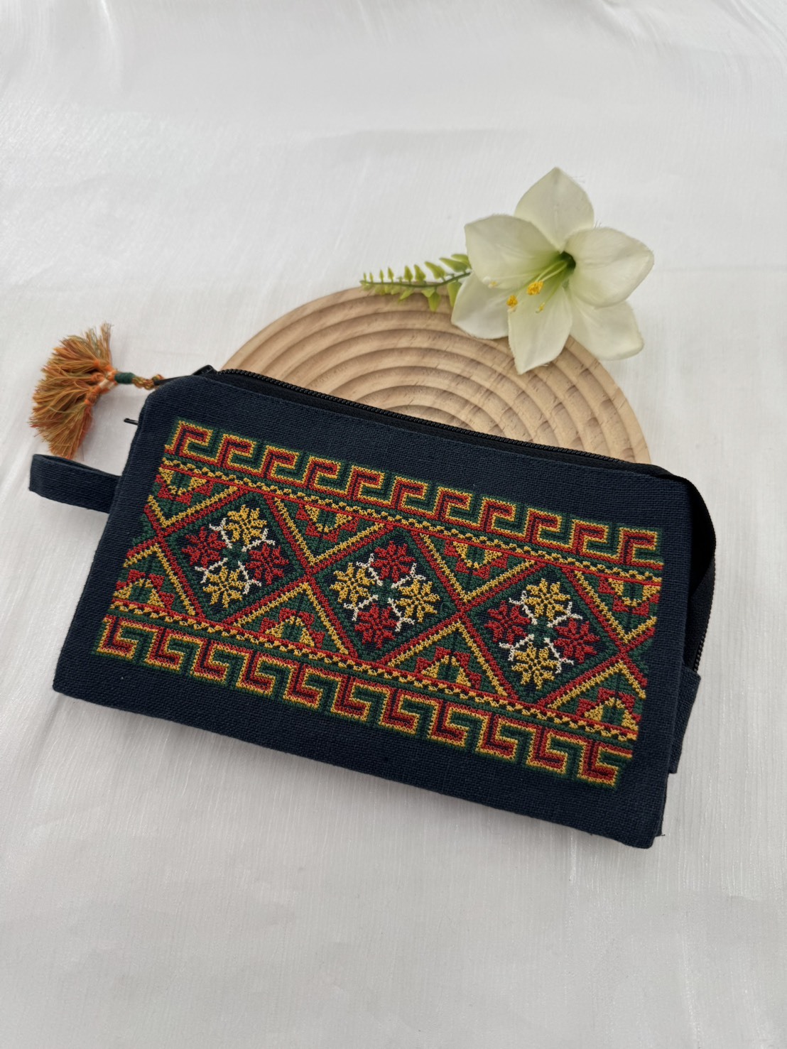 No.16刺繡圖騰手提包長22cm寬14cm