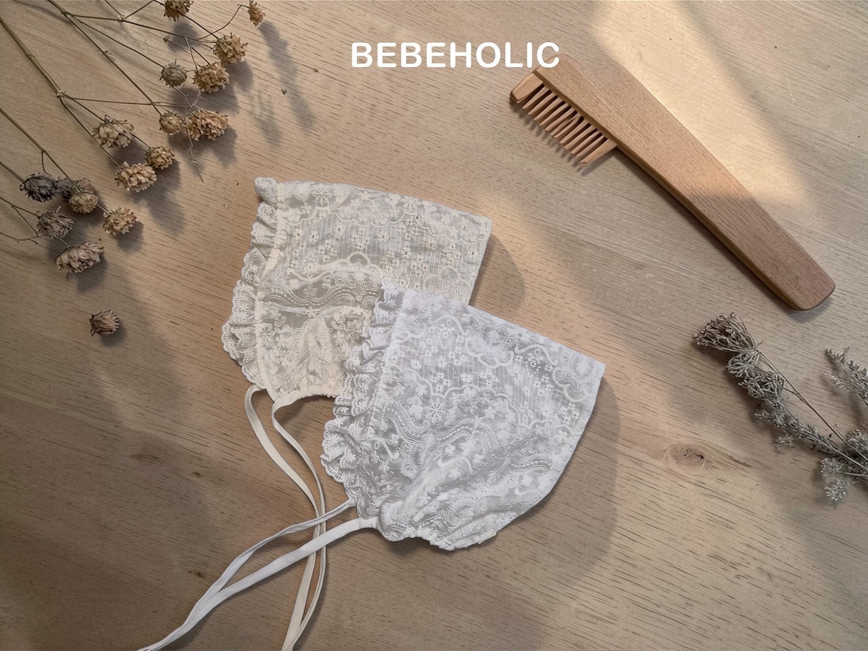 Bebe Holic Mimi Lace Bonnet