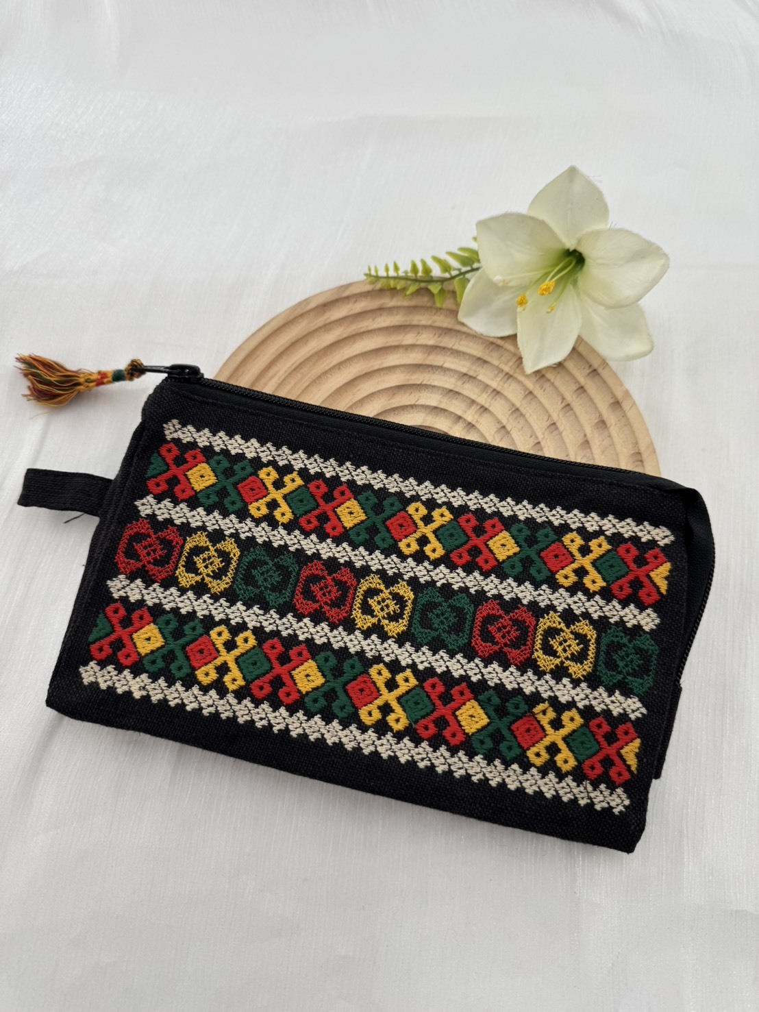 No.18刺繡圖騰手提包長22cm寬14cm
