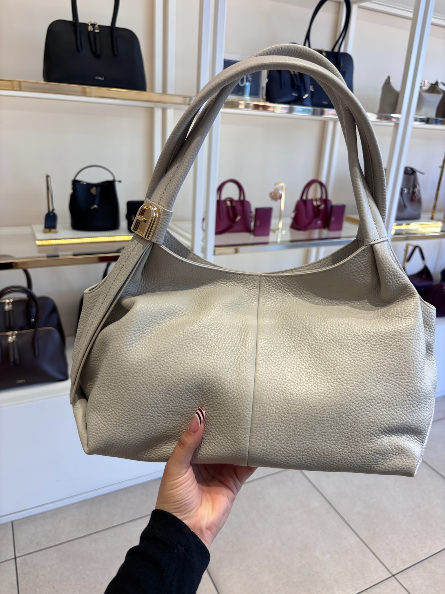 【預購】FURLA H040482 荔枝紋牛皮單肩流浪包