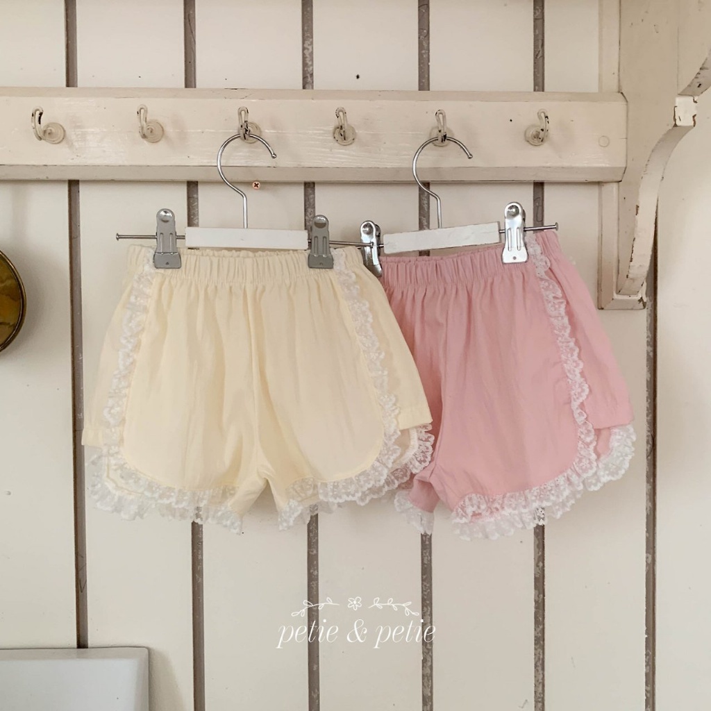 正韓夏Petitpetit 兩色甜美花邊短褲