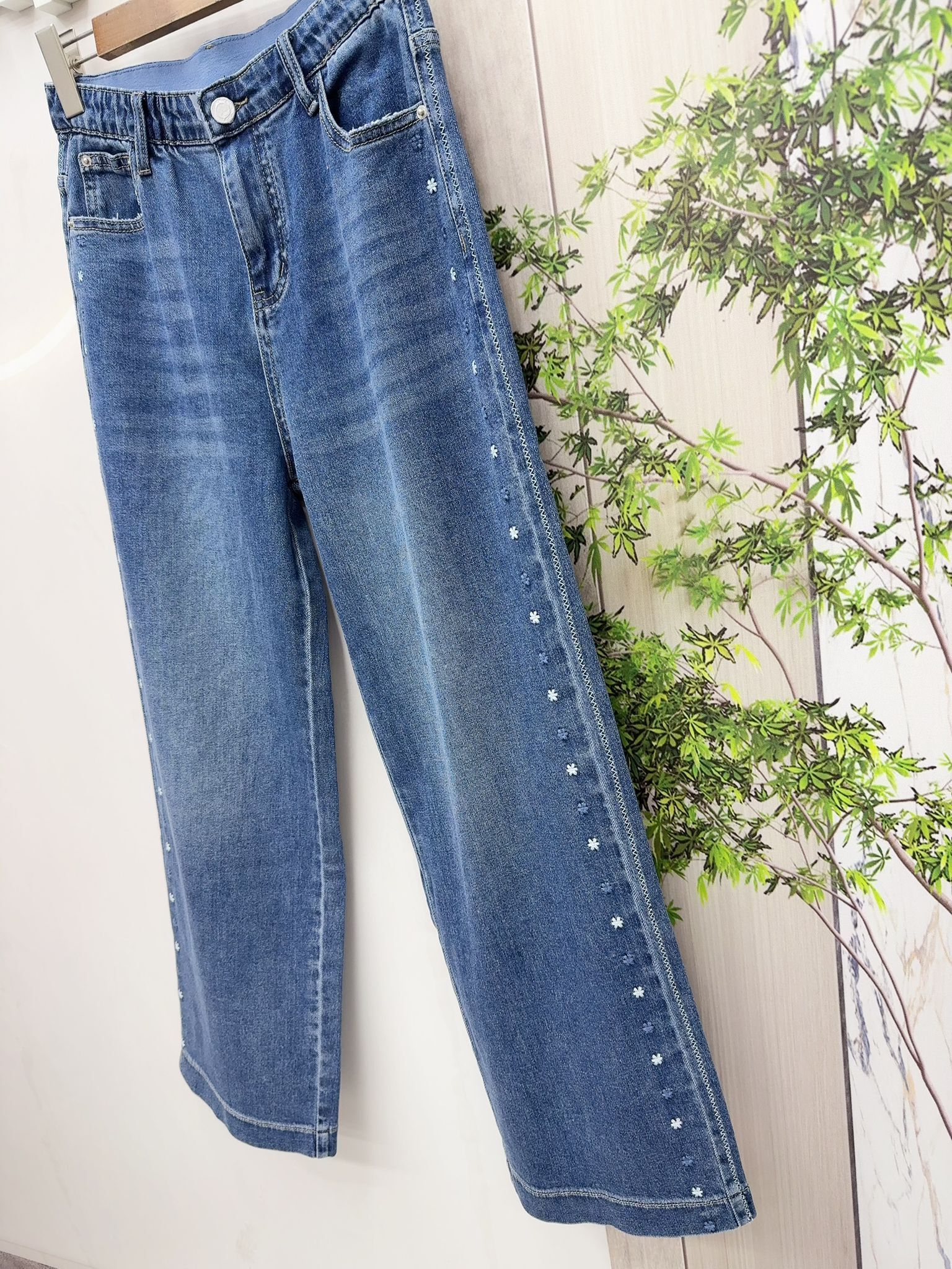 Mar 側民族花邊直筒型牛仔褲~157U