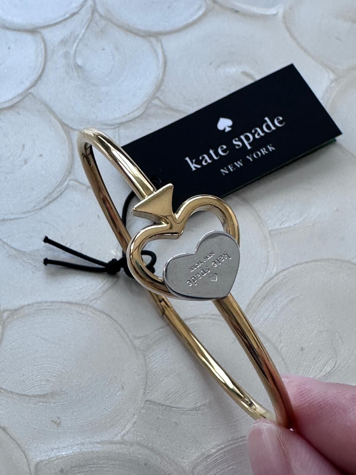 RY55 KS Spade flower金色手鈪 Statement Spade Hinge Bangle