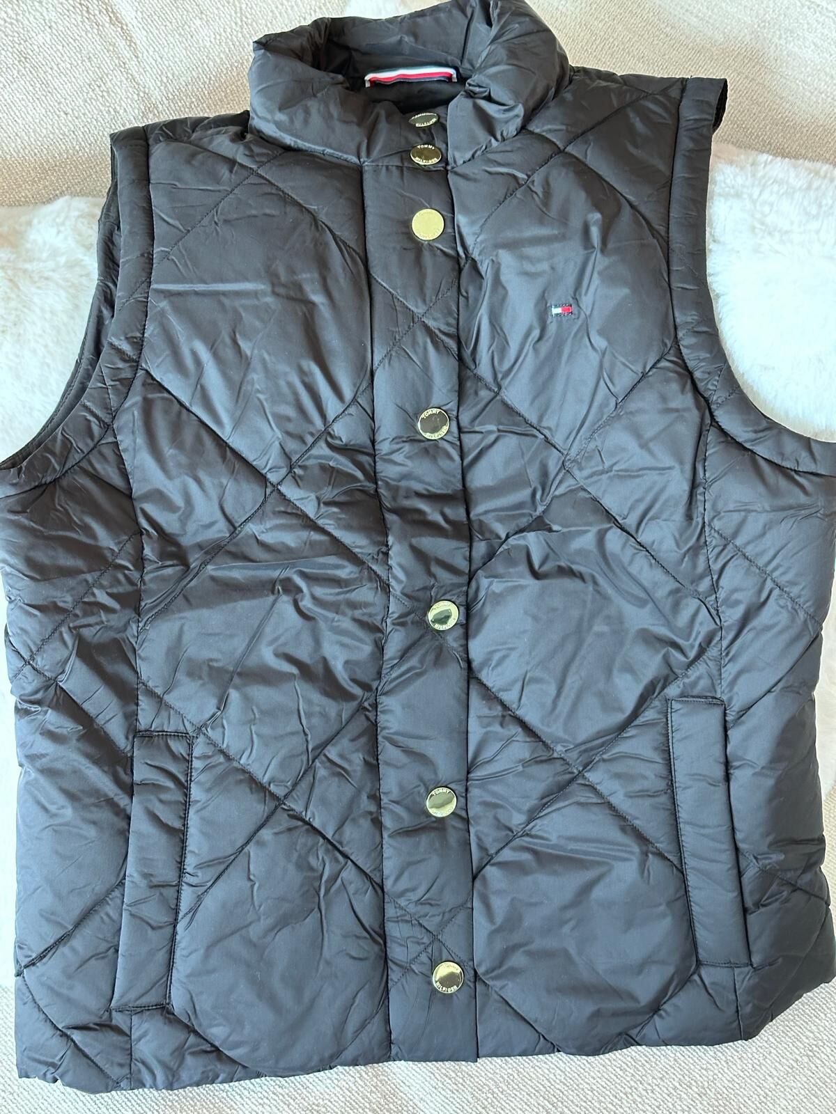 RY62 Tommy 黑色夾棉背心外套 Padded Quilted Vest