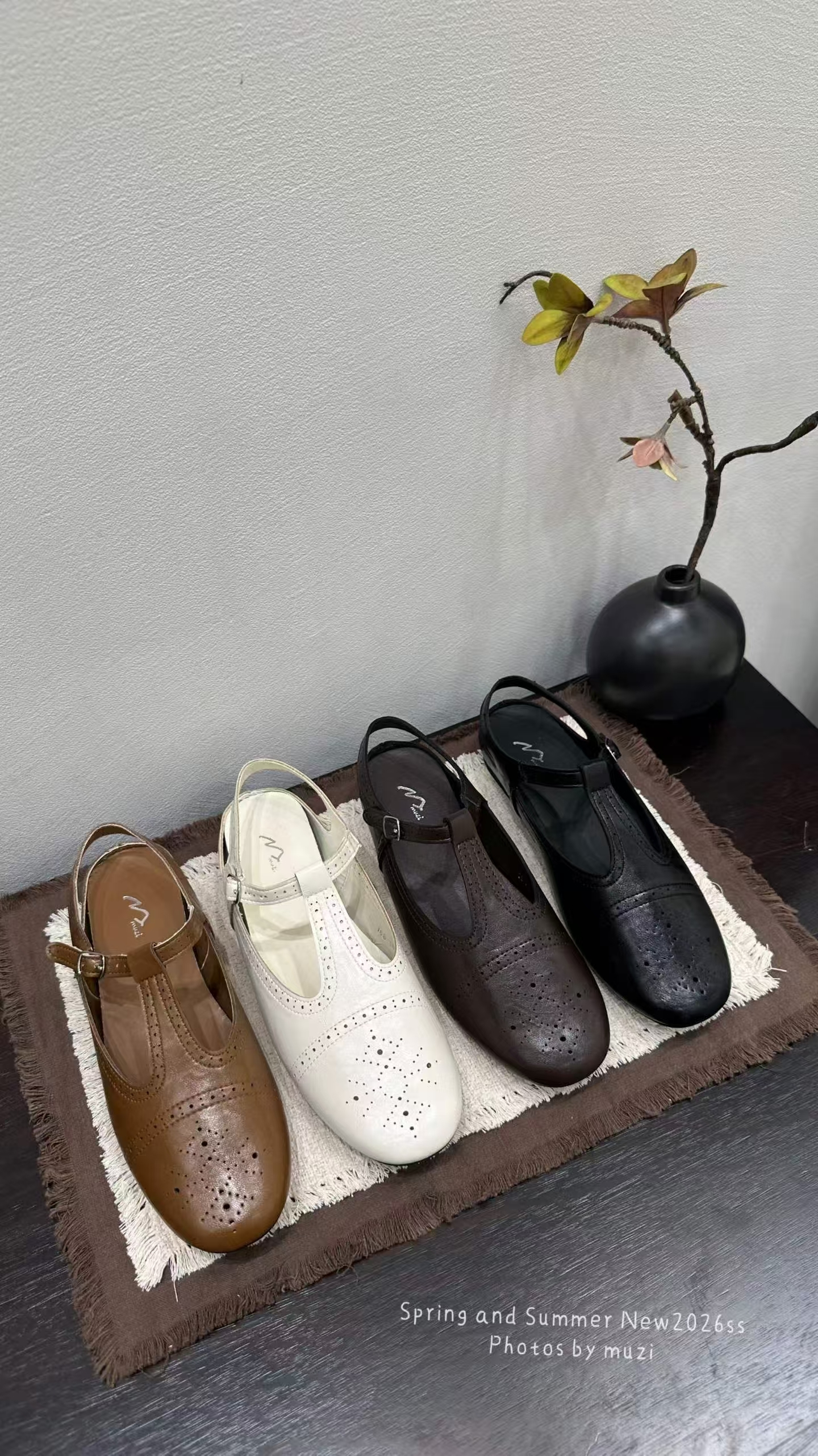 復古壓花小單鞋(35-40)