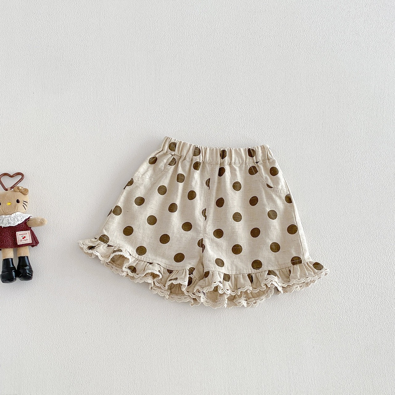 圓點花邊短褲