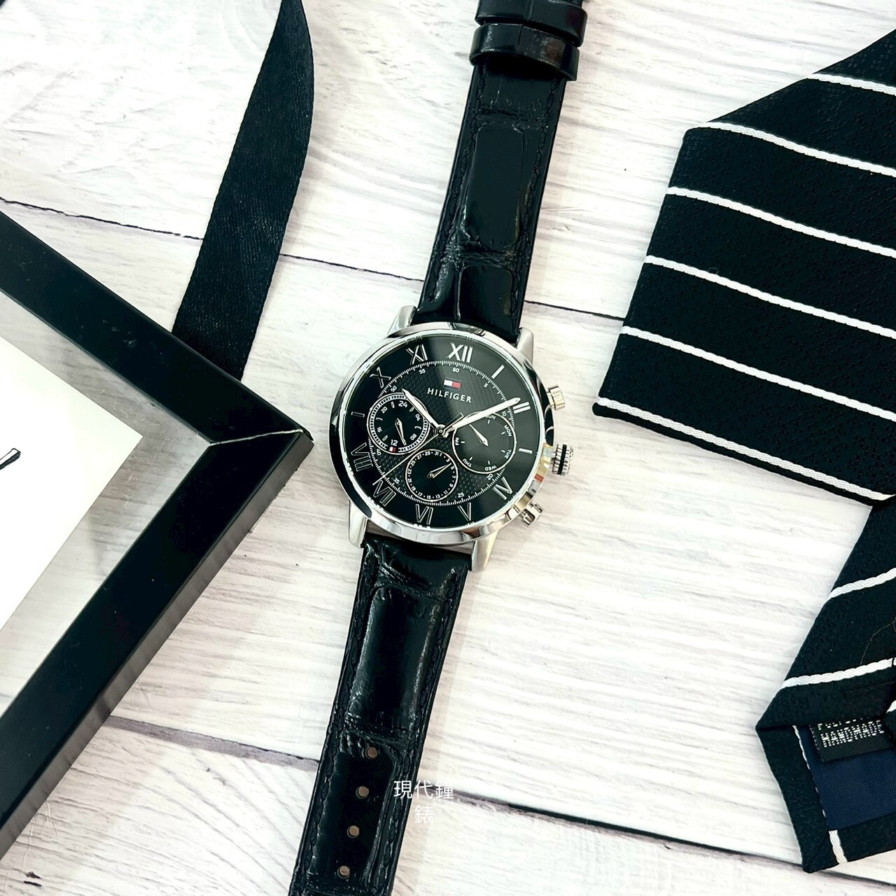 【Tommy Hilfiger】鏤空復刻羅馬字紳士錶 1710725 42mm 現代鐘錶