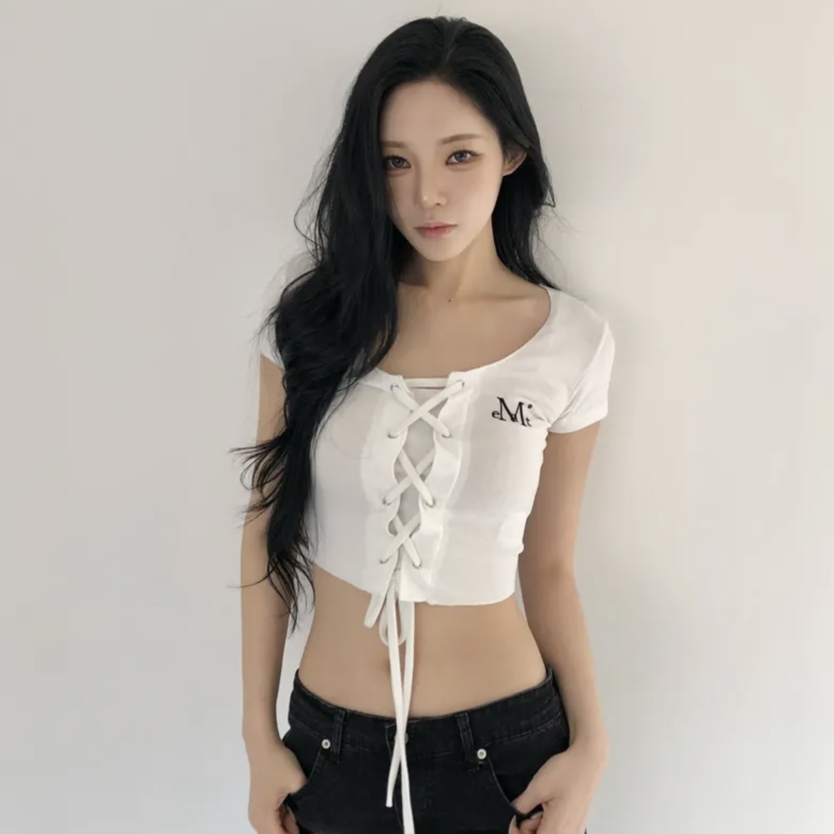(預購）韓國MUCENT 綁帶短版T